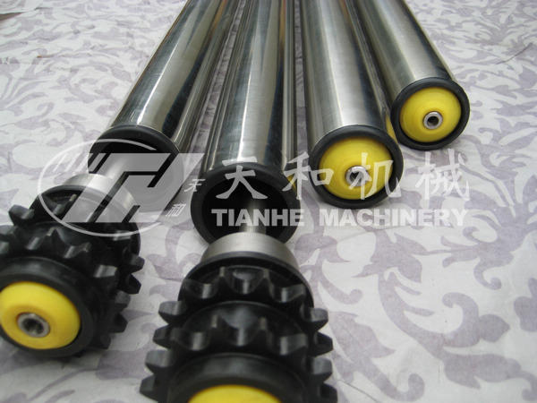 TH3221型(xing) 鋼制雙鏈(lian)摩擦積放(fàng)輥筒